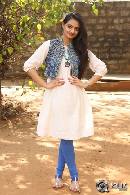 Nikitha-Narayan-at-Ladies-and-Gentlemen-Platinum-Disc-Function